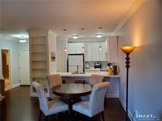 2435 Bedford Street 21A, Stamford, CT 06905
