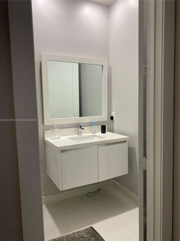 10424 NW 63rd Ter, Doral, FL 33178