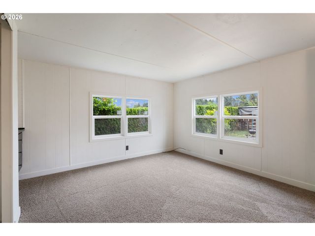 15130 S MAPLELANE Rd 50, Oregon City, OR 97045