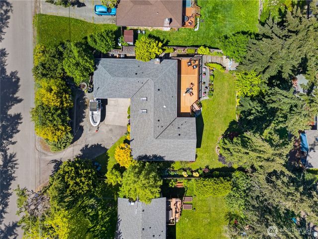 2452 Hemenway Place, Oak Harbor, WA 98277