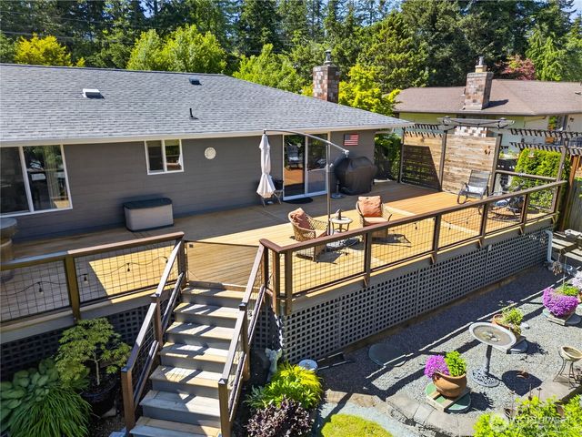 2452 Hemenway Place, Oak Harbor, WA 98277