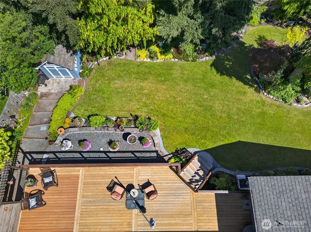 2452 Hemenway Place, Oak Harbor, WA 98277
