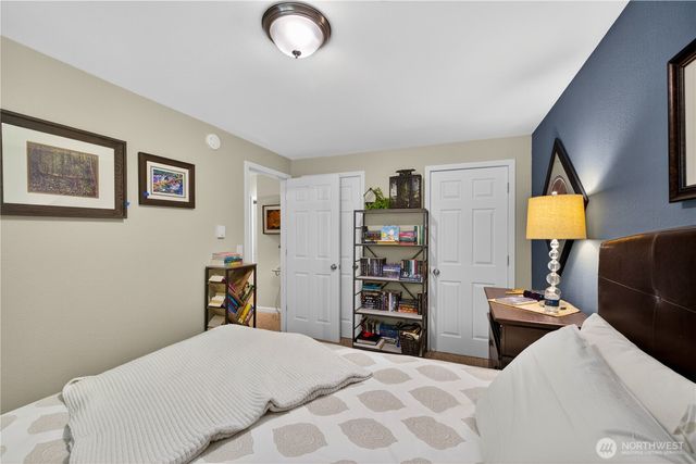 2452 Hemenway Place, Oak Harbor, WA 98277