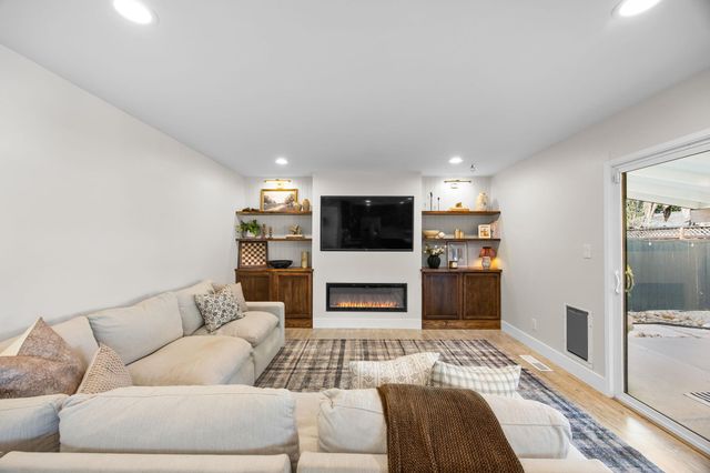 721 Shawnee Ln, San Jose, CA 95123