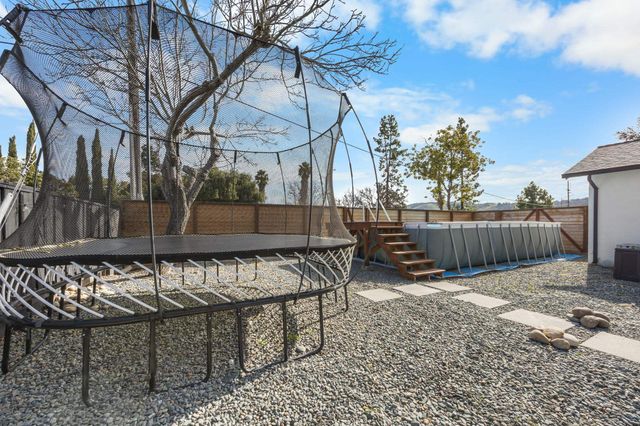 721 Shawnee Ln, San Jose, CA 95123