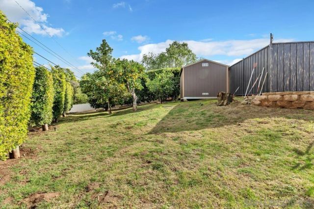 2167 Sunset Dr, Escondido, CA 92025