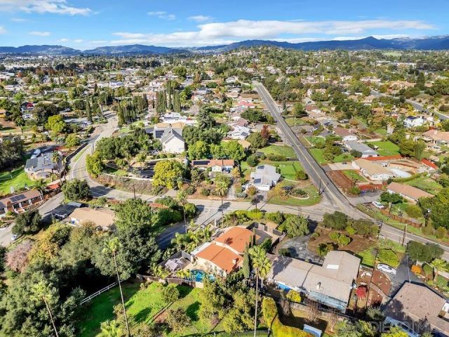 2167 Sunset Dr, Escondido, CA 92025