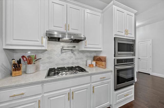 669 Harris Ridge Drive, Arlington, TX 76002