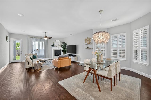 669 Harris Ridge Drive, Arlington, TX 76002