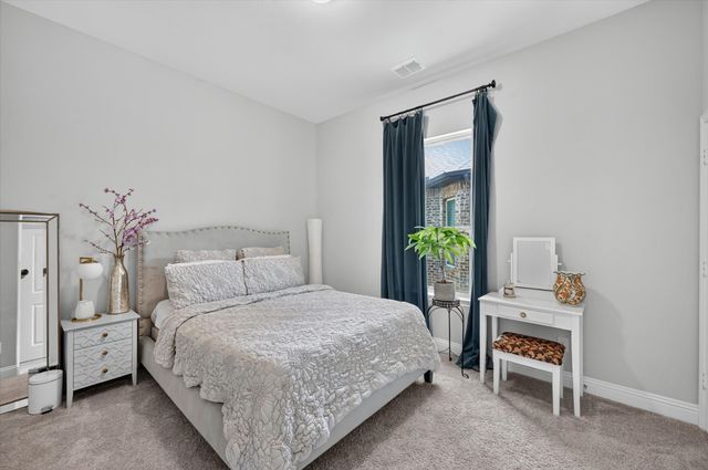 669 Harris Ridge Drive, Arlington, TX 76002