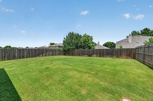 669 Harris Ridge Drive, Arlington, TX 76002