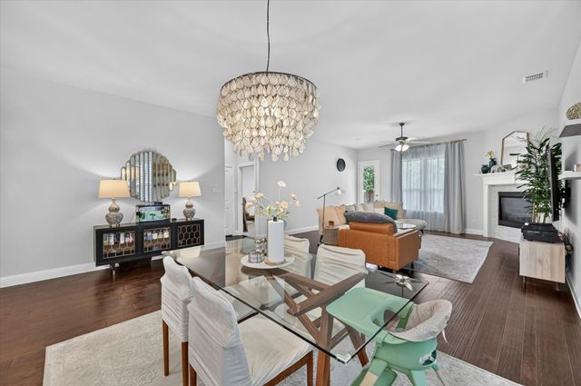 669 Harris Ridge Drive, Arlington, TX 76002