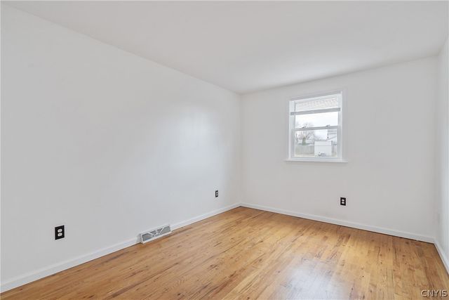 111 Bonnie Drive, Geddes, NY 13209