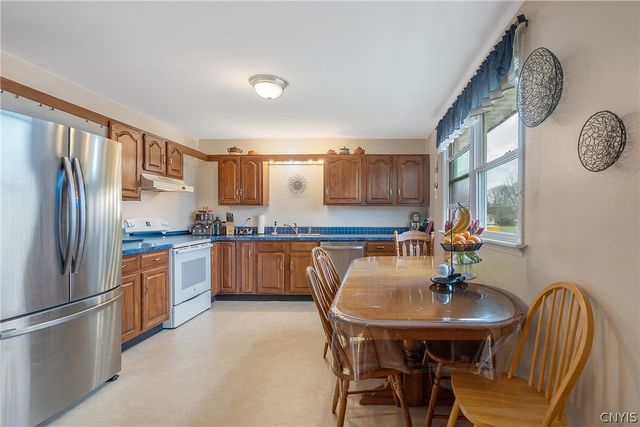 111 Bonnie Drive, Geddes, NY 13209