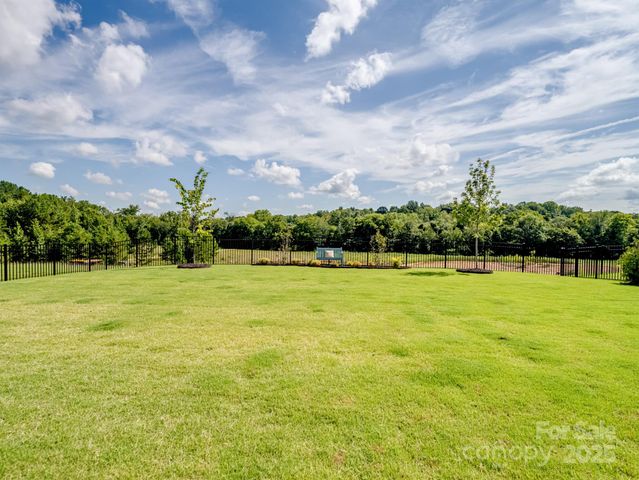 423 Lucky Drive NW, Concord, NC 28027