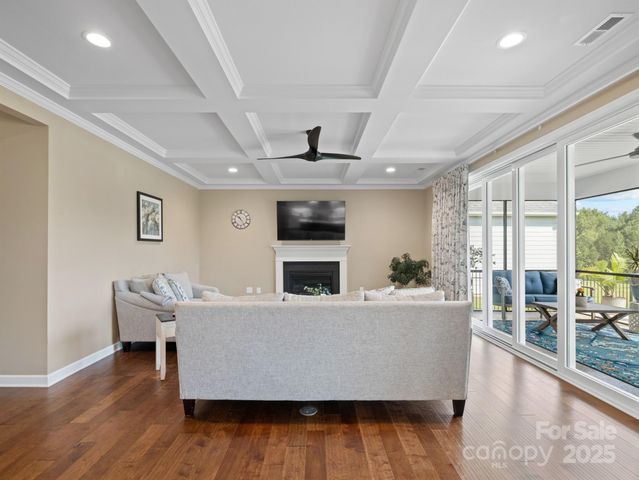 423 Lucky Drive NW, Concord, NC 28027