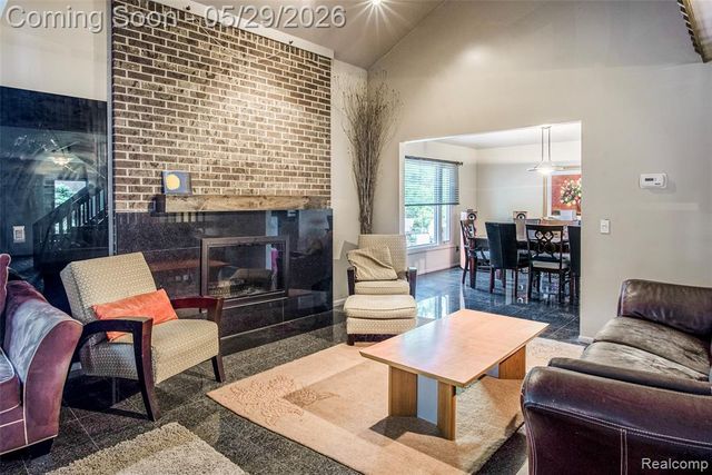 2930 Brentwood Road, West Bloomfield, MI 48323