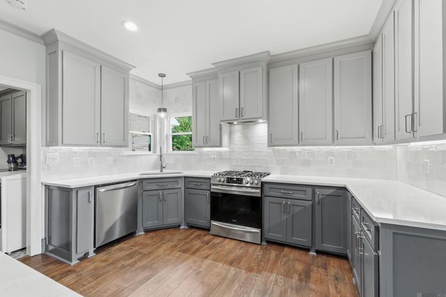 21915 Plank Rd, Zachary, LA 70791