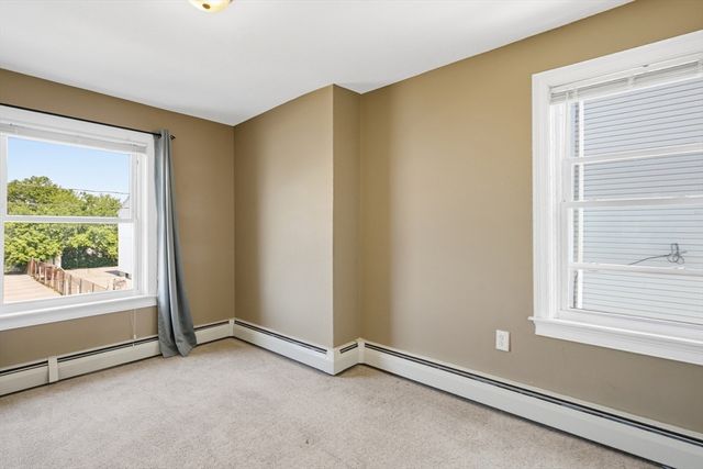 27 Johnson St, Fall River, MA 02723