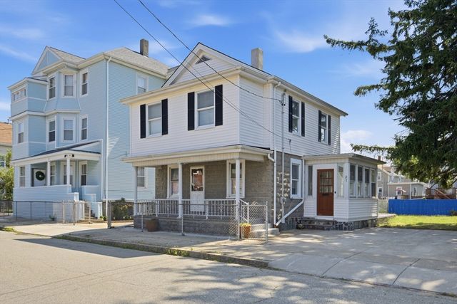 27 Johnson St, Fall River, MA 02723