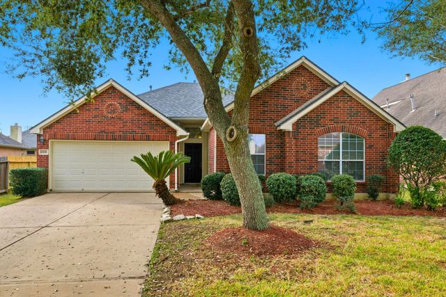 6706 Paigetree Lane, Pearland, TX 77584