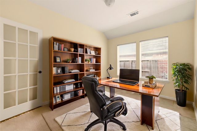 6706 Paigetree Lane, Pearland, TX 77584