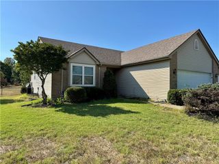 7451 Country Walk Drive, Franklin, OH 45005