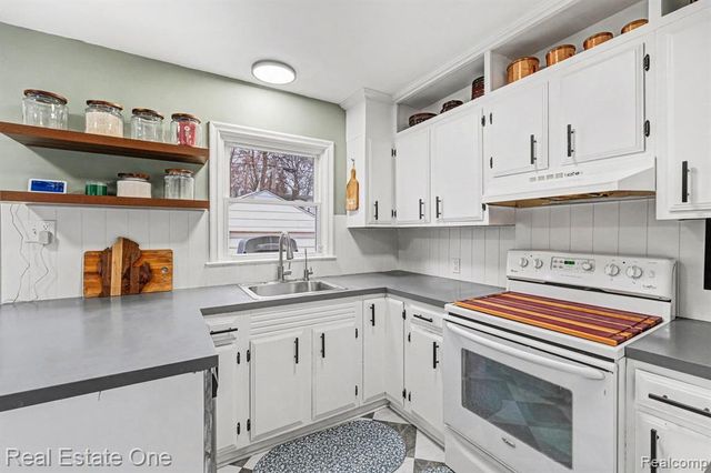 2119 Mountain Avenue, Flint, MI 48503