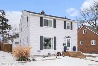 2119 Mountain Avenue, Flint, MI 48503