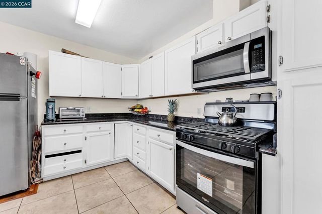 104 104 Alvarado Ave, Pittsburg, CA 94565