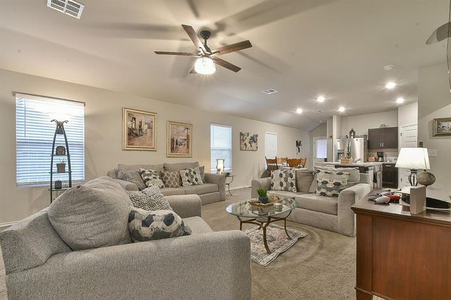 9504 NW 118th Street, Yukon, OK 73099