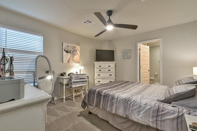 9504 NW 118th Street, Yukon, OK 73099