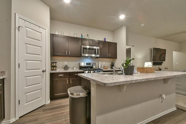 9504 NW 118th Street, Yukon, OK 73099