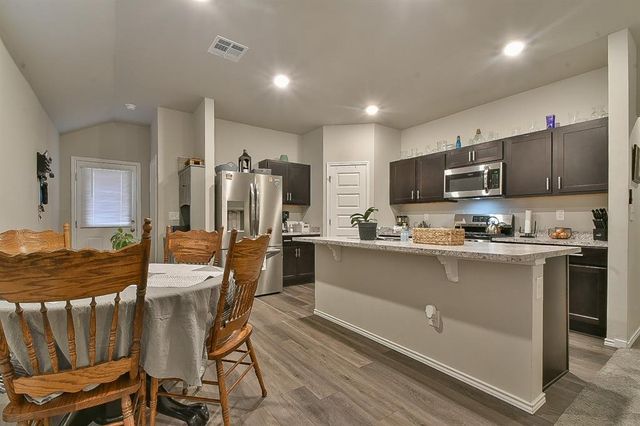 9504 NW 118th Street, Yukon, OK 73099