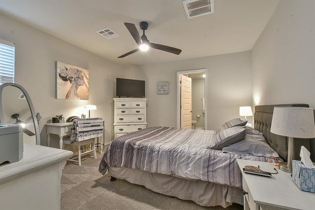 9504 NW 118th Street, Yukon, OK 73099