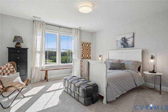 9008 Santee Ln, Mechanicsville, VA 23111