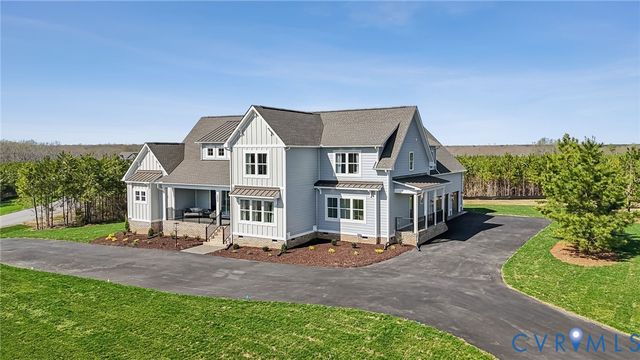 9008 Santee Ln, Mechanicsville, VA 23111