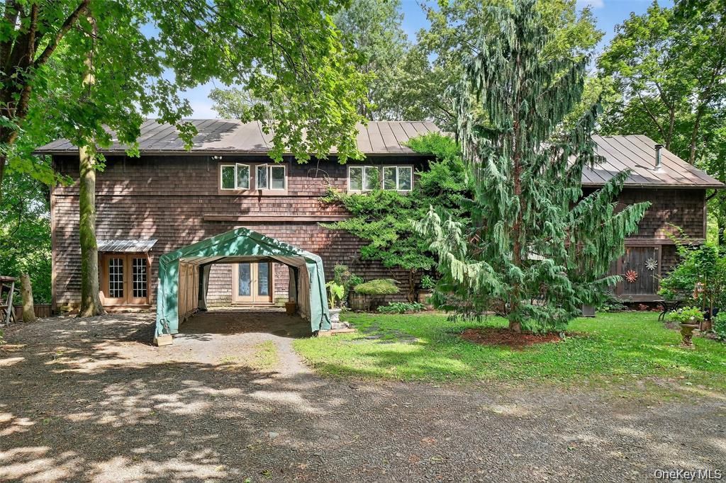 86 State Route 32 S, New Paltz, NY 12561