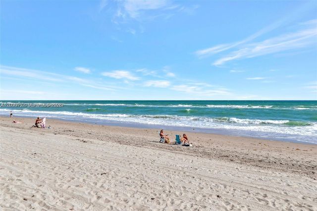 215 SW 10th St 0, Hallandale Beach, FL 33009