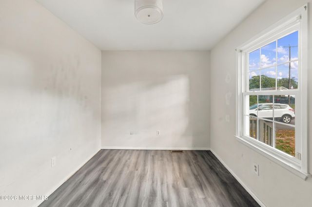 1024 Beachwood Boulevard, Beachwood, NJ 08722