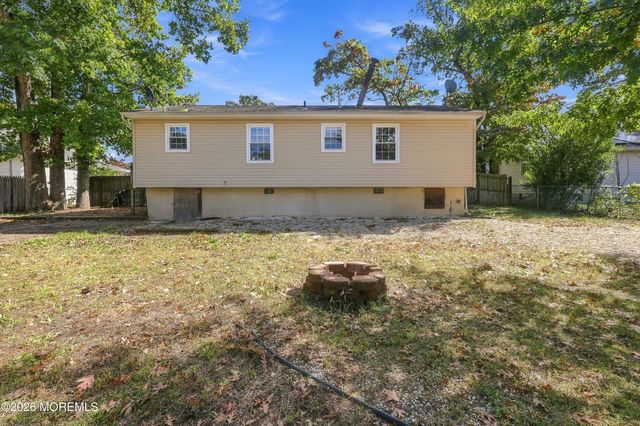 1024 Beachwood Boulevard, Beachwood, NJ 08722