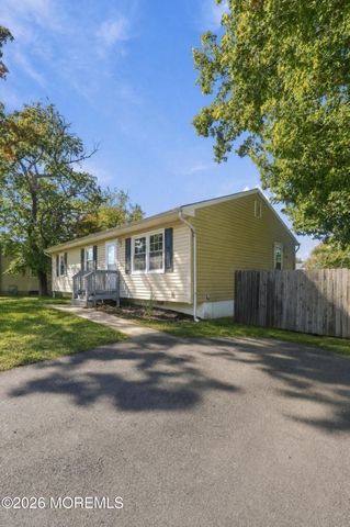 1024 Beachwood Boulevard, Beachwood, NJ 08722