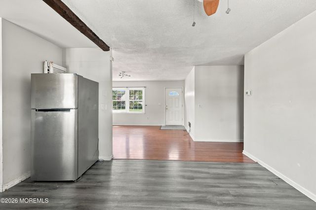 1024 Beachwood Boulevard, Beachwood, NJ 08722