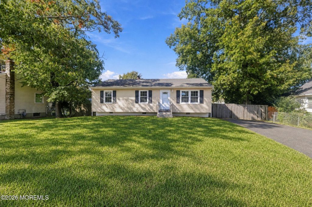 1024 Beachwood Boulevard, Beachwood, NJ 08722