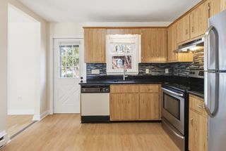 453 Pond St 3, Braintree, MA 02184