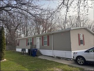 165 S Opdyke Road, Auburn Hills, MI 48326