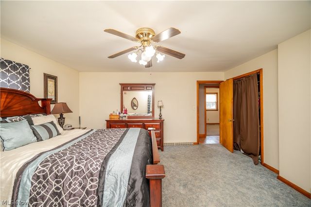 2922 Eldora Drive, Youngstown, OH 44511