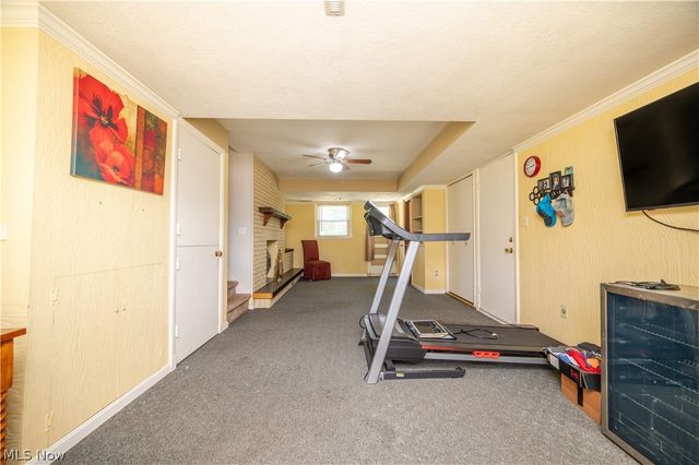 2922 Eldora Drive, Youngstown, OH 44511