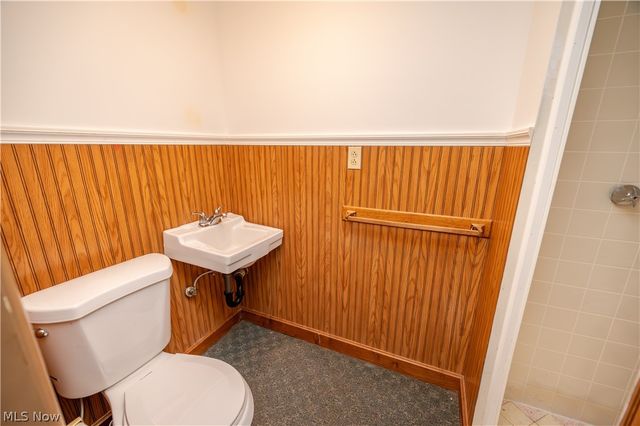 2922 Eldora Drive, Youngstown, OH 44511