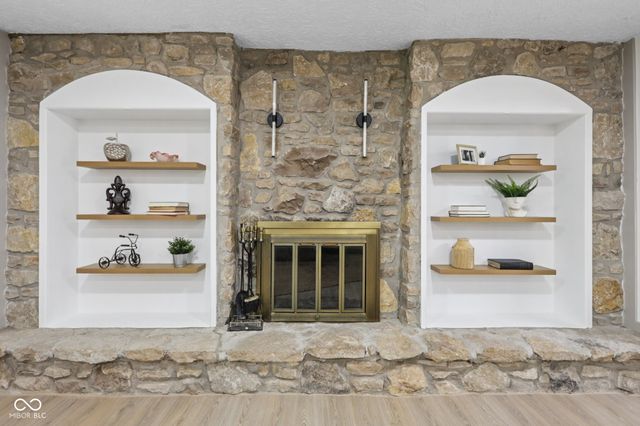 10778 Haverstick Road, Carmel, IN 46033